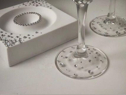Бокалы и подсвечник со стразами Swarovski