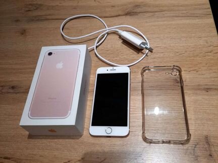 Телефон iPhone 7