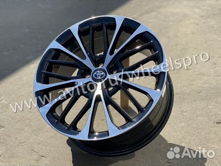 Диски R18 Камри V70 SE 55 50