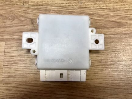 Блок парктроников Mercedes W212 C207