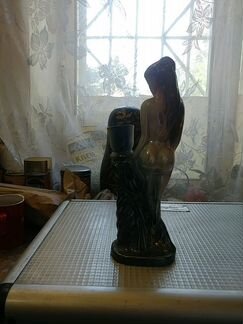 Обнаженная девушка.статуэтка в виде подцвечника