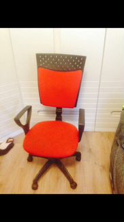 Компьютерное кресло