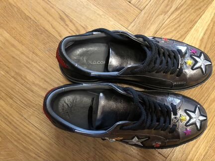 Женская обувь