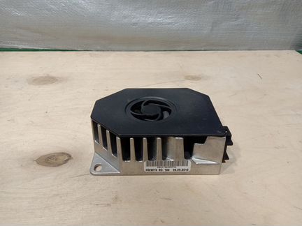 Усилитель звука на Mercedes-Benz A2118705189