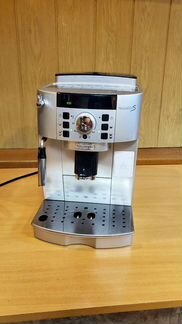 Кофемашина Delonghi Magnifica S