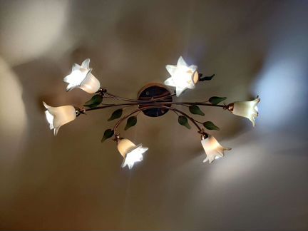 Люстра 6 патронов