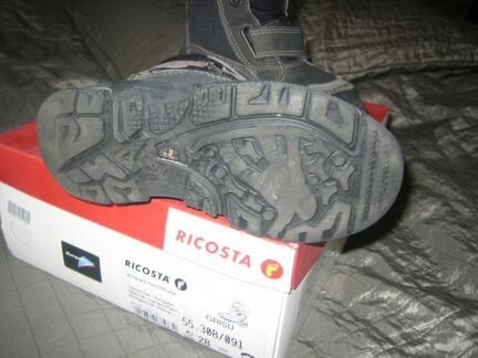 Продаются зимние ботинки на мальчика Ricosta