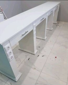 Стол 4-х местный для маникюра