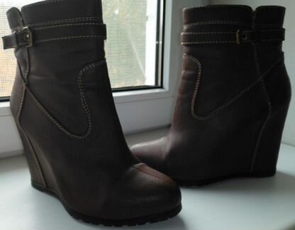 Сапоги на танкетке