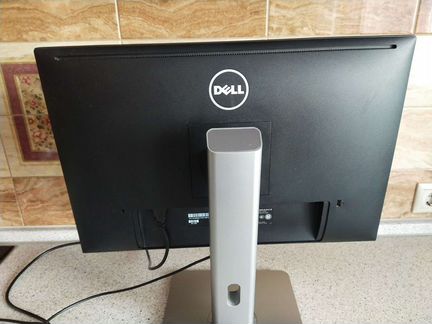 Монитор Dell