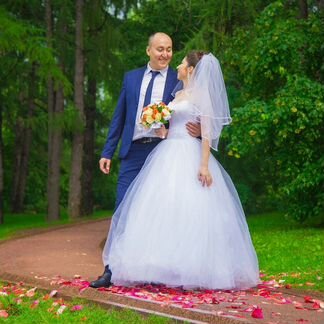 Свадебное платье