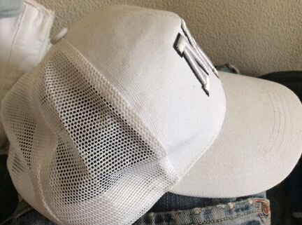 Бейсболка NY летняя отличное состояние