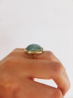 Золотое кольцо с аквамарином