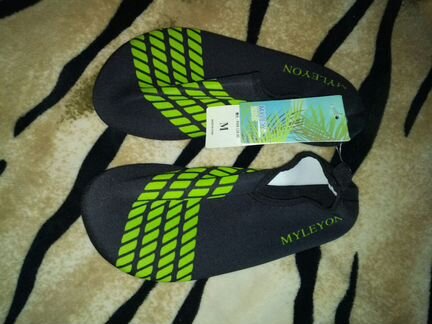 Аквашуз для воды новые