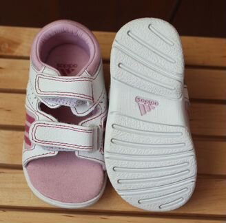 Сандалики адидас /adidas