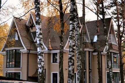 Дом 452 м² на участке 7 сот.