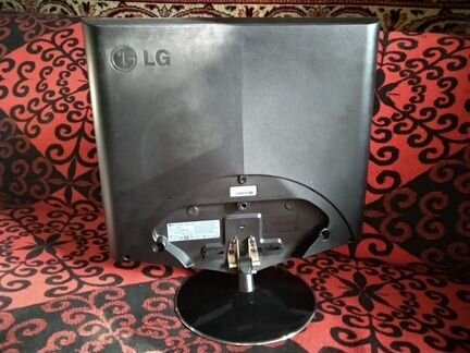 Монитор LG Flatron L1960TQ 19