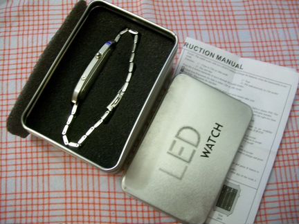 Часы наручные светодиодные