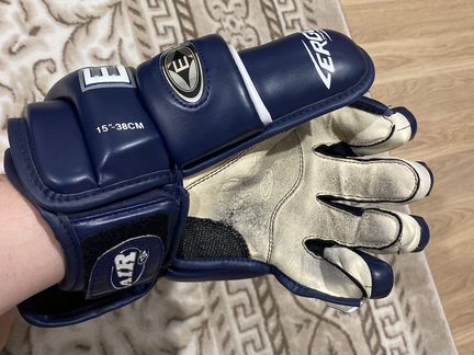 Краги хоккейные easton