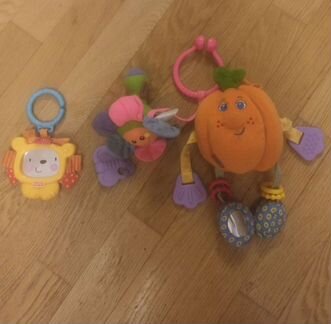 Игрушки на коляску