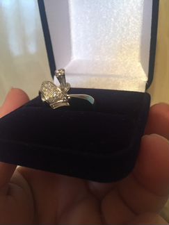 Кольцо из белого золота с бриллиантами