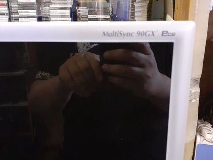 Монитор NEC MultiSync 90GX2