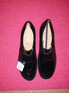 Продам туфли Caprice