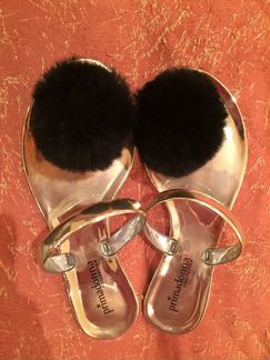 Шлепки голд с мех помпоном Primadonna Италия новые