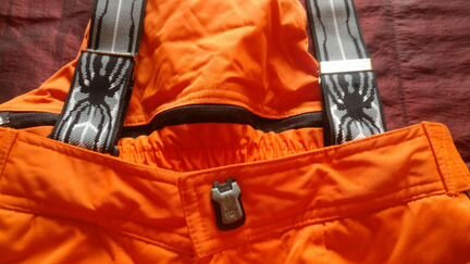 Горнолыжный костюм