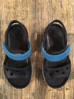 Сандалии Crocs