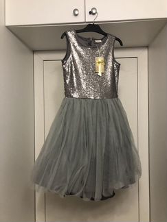 Платье нарядное Новое