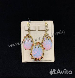 Роскошный комплект из серебра с опалами авторская