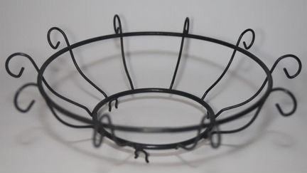 Кованая подставка под фонтан, кашпо и пр