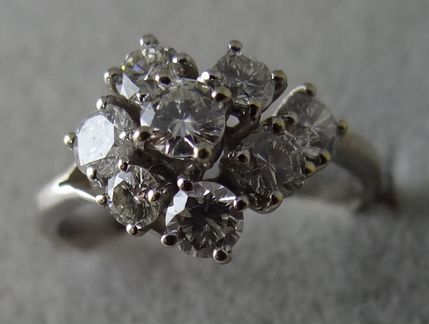 Кольцо Золото 750 Бриллианты 1 карат 16,5 размер