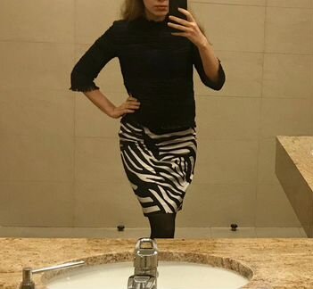 Стильная юбка-карандаш р-42(36,s)