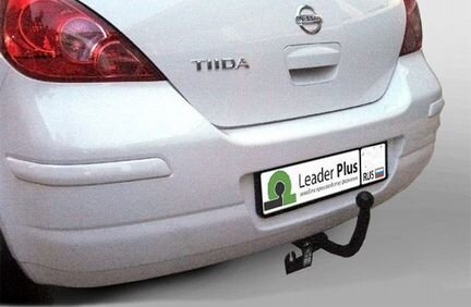 Фаркоп на nissan tiida