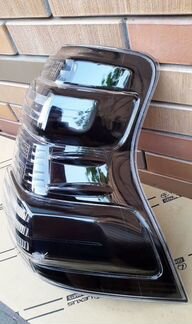 Фонарь Правый Land Сruiser Prado 150 Style 2017