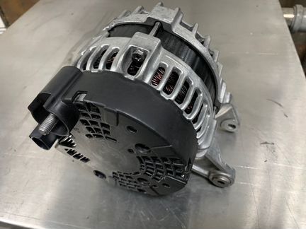 Генератор Mercedes-Benz A0009060922 W205