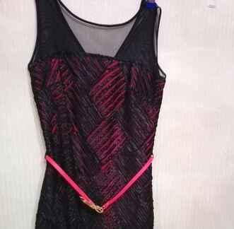 Платье черно-красное