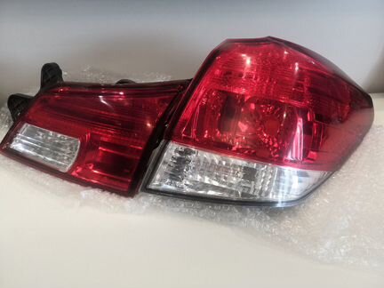 Комплект задних фонарей (правая или левая сторона)