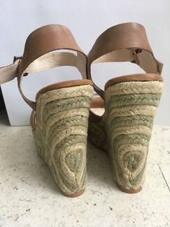 Новые кожаные босоножки р. 36,5