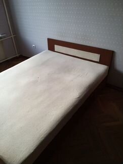 Кровать полутороспальная