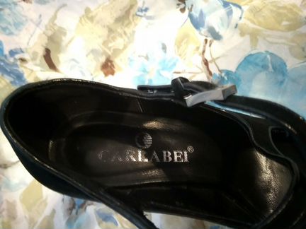Туфли замшевые carlabei