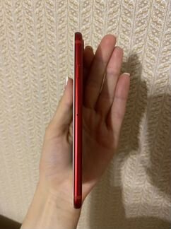 iPhone 7 128 GB Product RED + AirPods