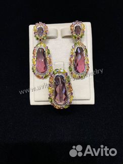 Серьги и кольцо из золота с бриллиантами