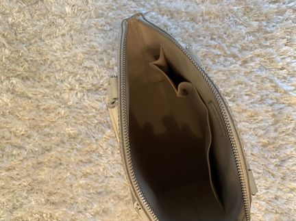 Продам женскую сумку Louis Vuitton