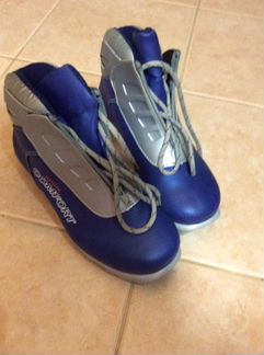 Лыжные ботинки Spine