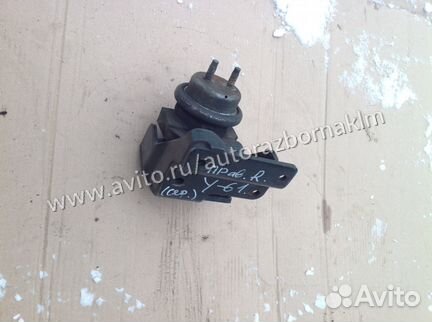 Nissan Patrol Y61 подушка двигателя кронштейн