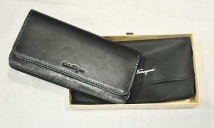 Купюрница / Salvatore Ferragamo / новая