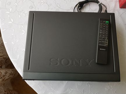 Видеомагнитофон Sony SLV-XA37
